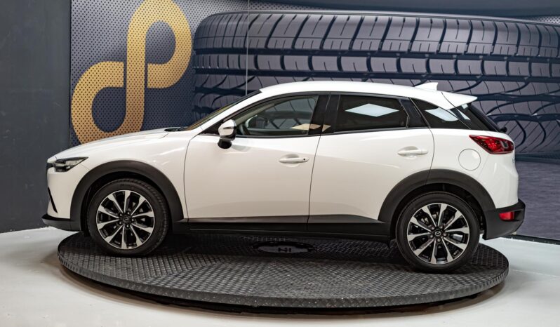 
								MAZDA CX-3 Evolution full									