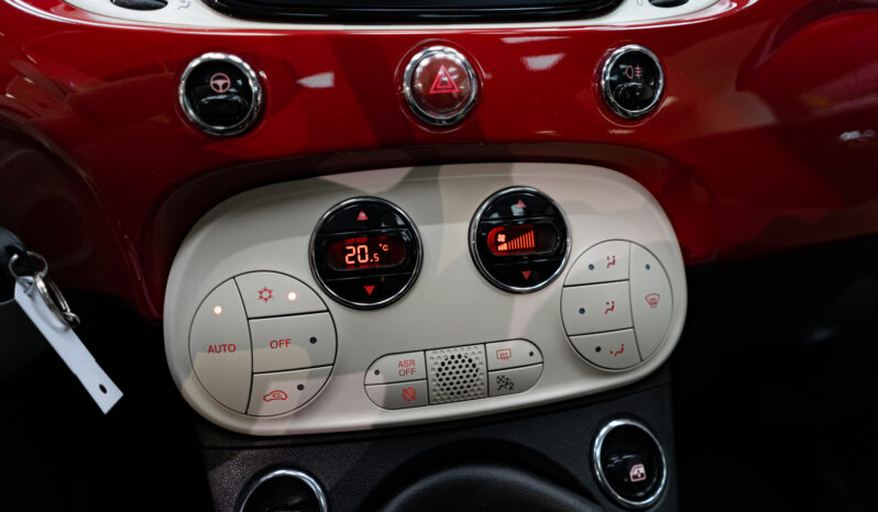 
								FIAT 500 DOLCEVITA HYBRID full									