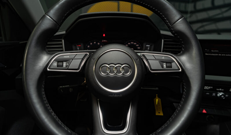 
								AUDI A1 SPORTBACK full									