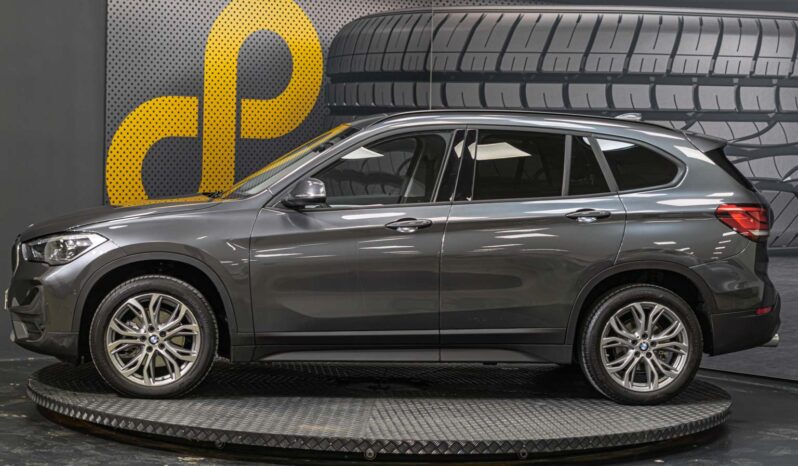 
								BMW X1 full									