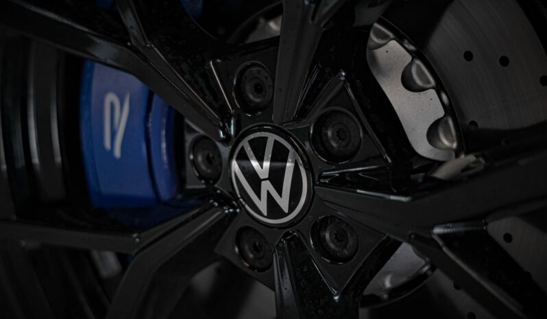 
								VW GOLF R full									