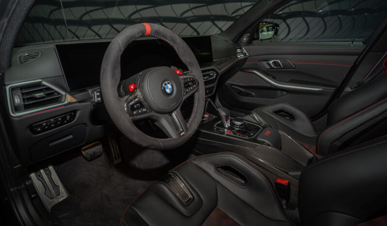 
								BMW M3 CS full									