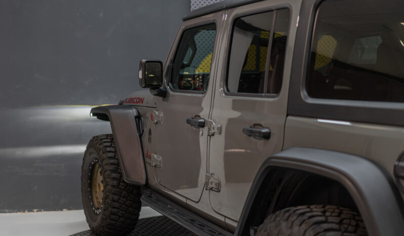 
								Jeep Wrangler RUBICON full									