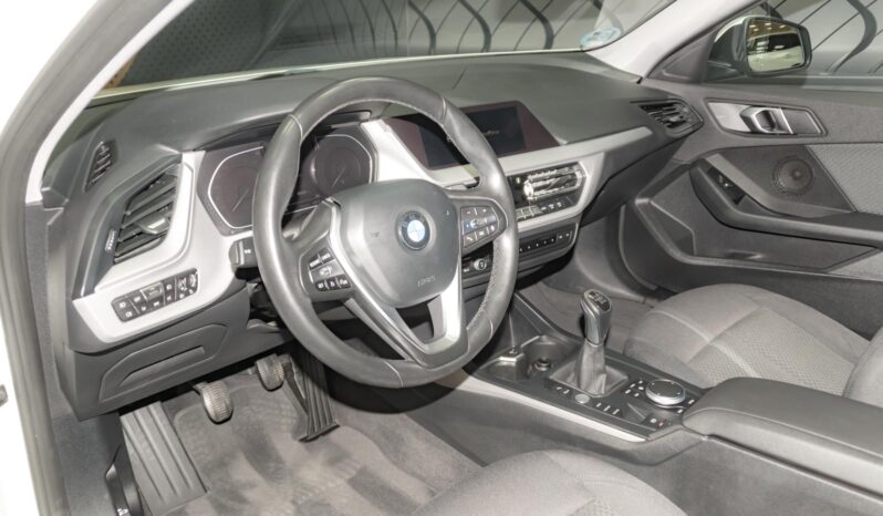 
								BMW Serie 1 full									