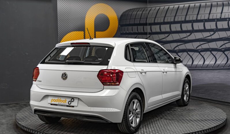 
								Volkswagen Polo full									