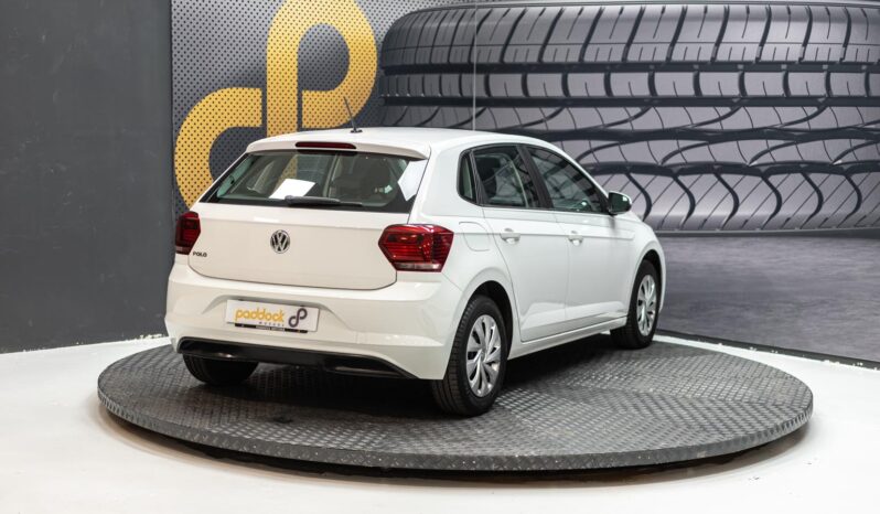 
								Volkswagen Polo full									