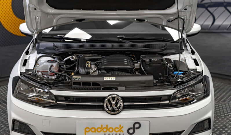 
								Volkswagen Polo full									