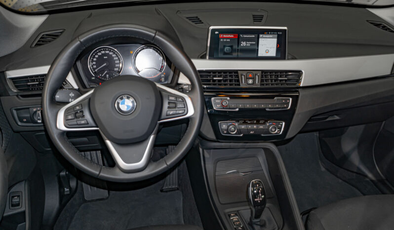 
								BMW X1 full									