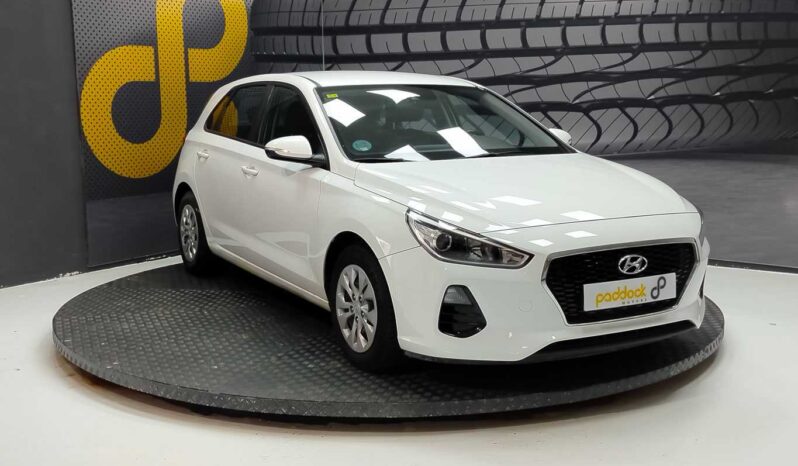 								Hyundai i30 full									