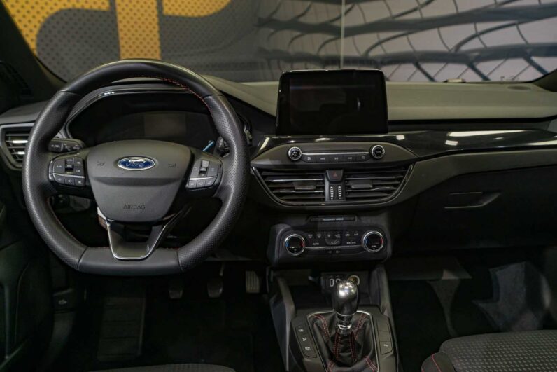 								Ford Focus full									