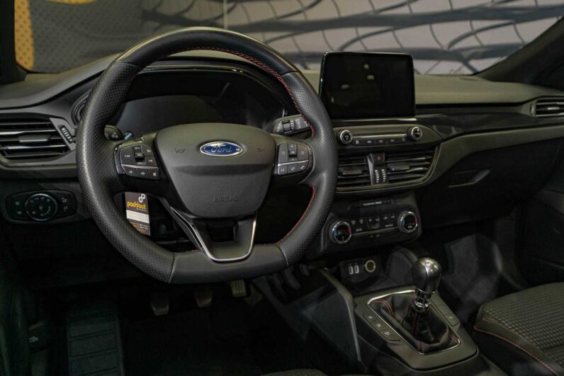 								Ford Focus full									