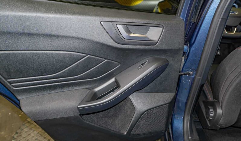 								Ford Focus full									
