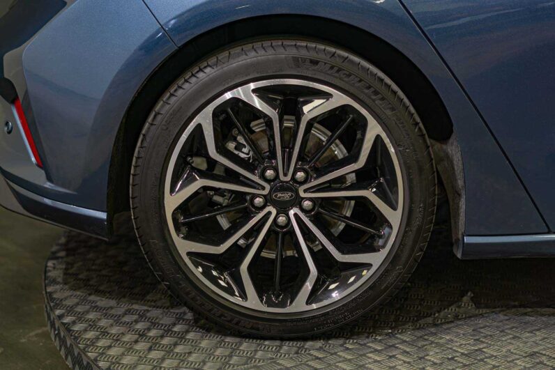 								Ford Focus full									