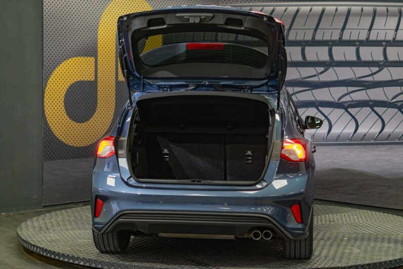 								Ford Focus full									