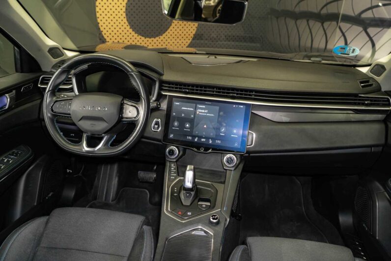 								Lynk & Co 01 full									