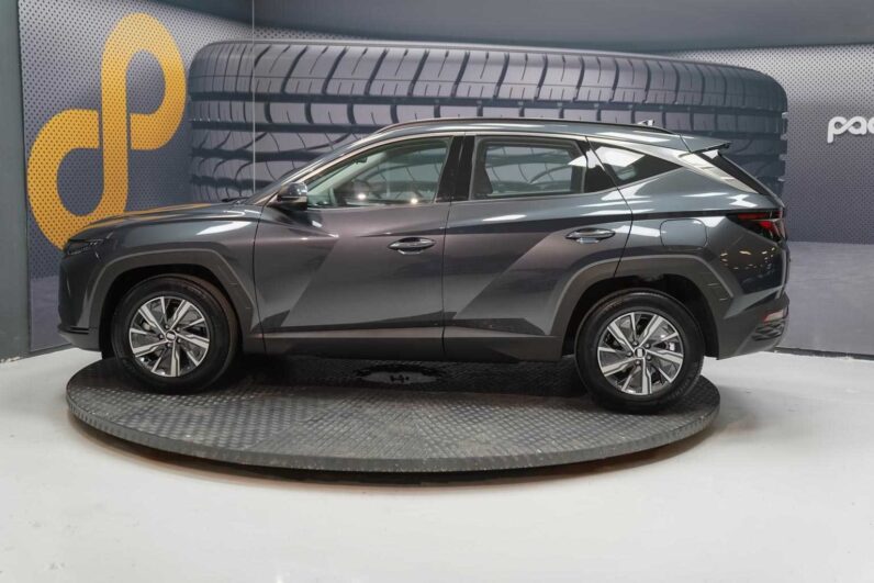 								Hyundai Tucson full									