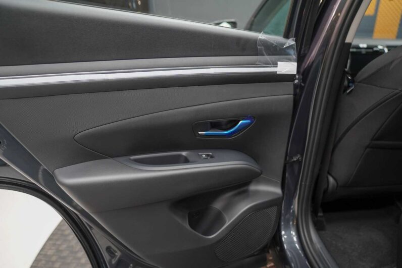 								Hyundai Tucson full									