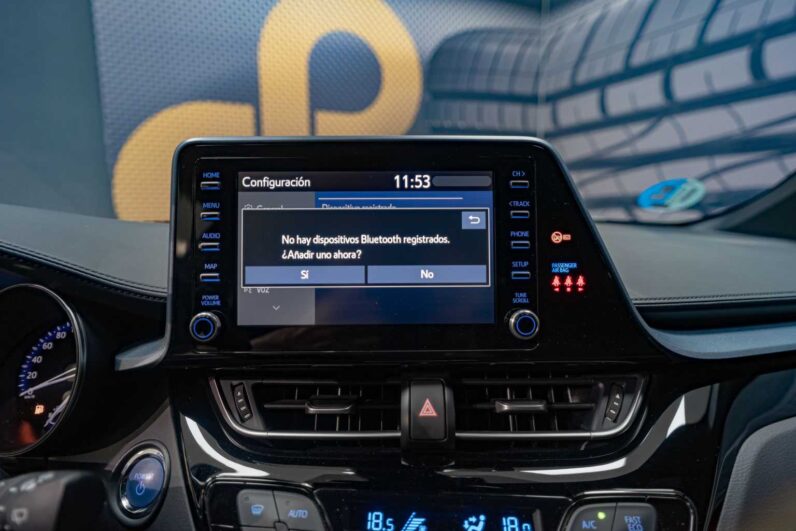 								Toyota CHR full									
