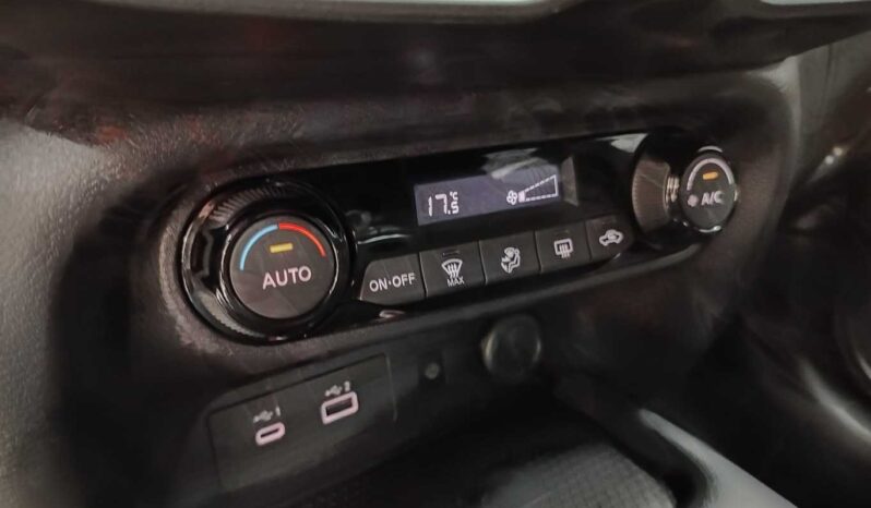 								Nissan Juke full									
