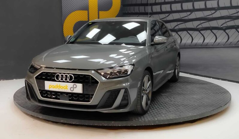 								Audi A1 full									
