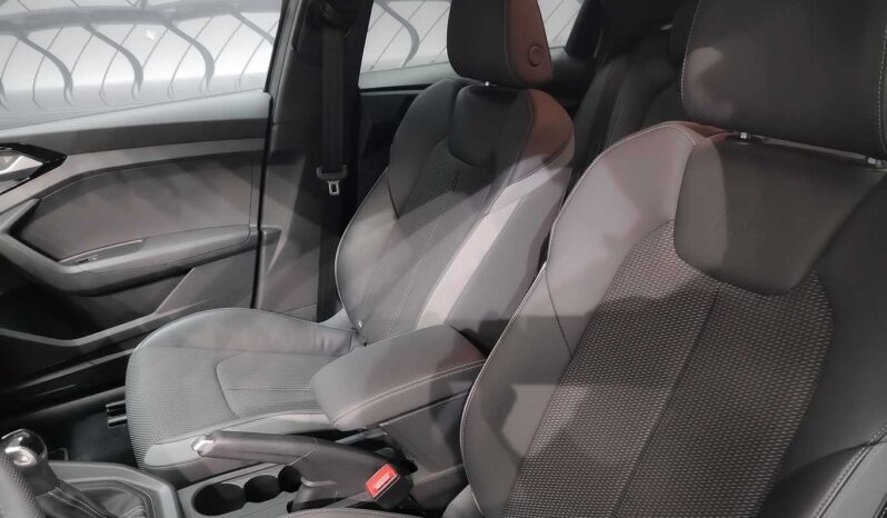 								Audi A1 full									