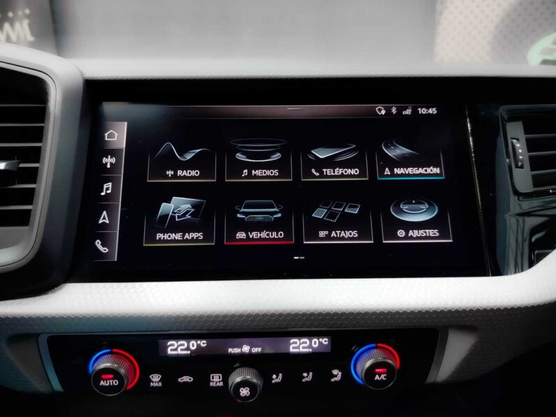 								Audi A1 full									
