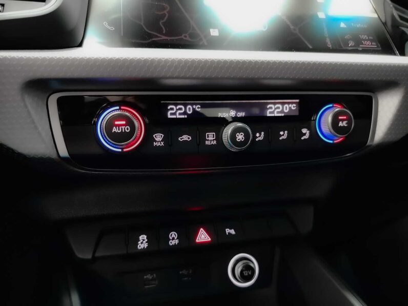 								Audi A1 full									