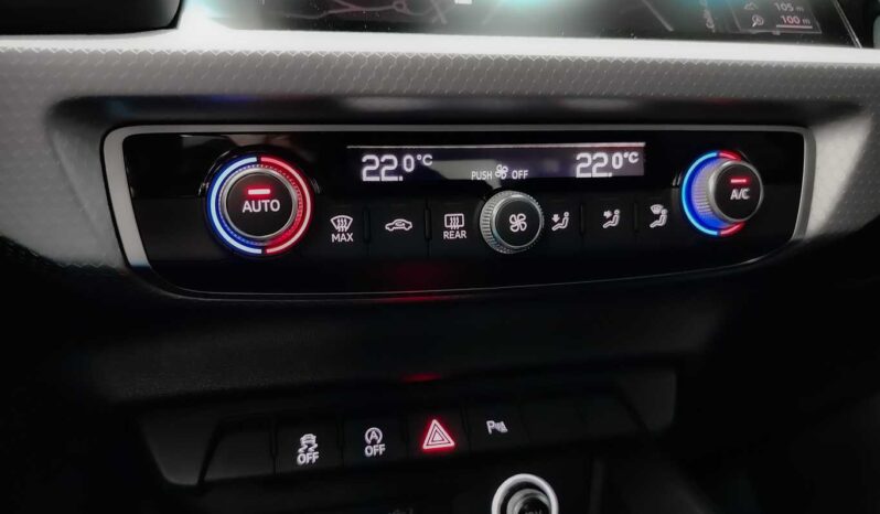 								Audi A1 full									