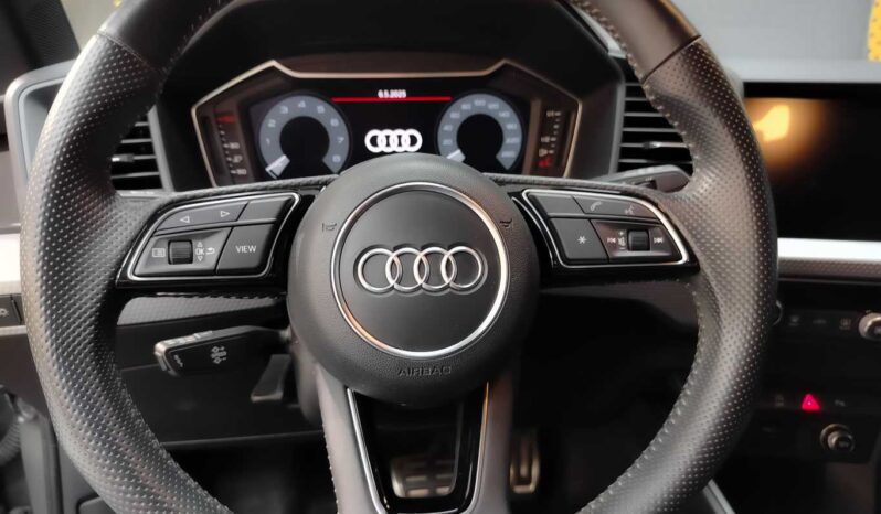 								Audi A1 full									