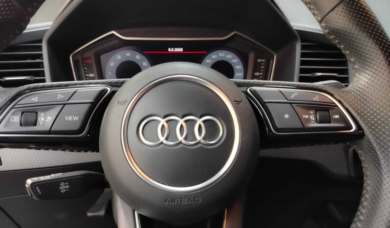 								Audi A1 full									