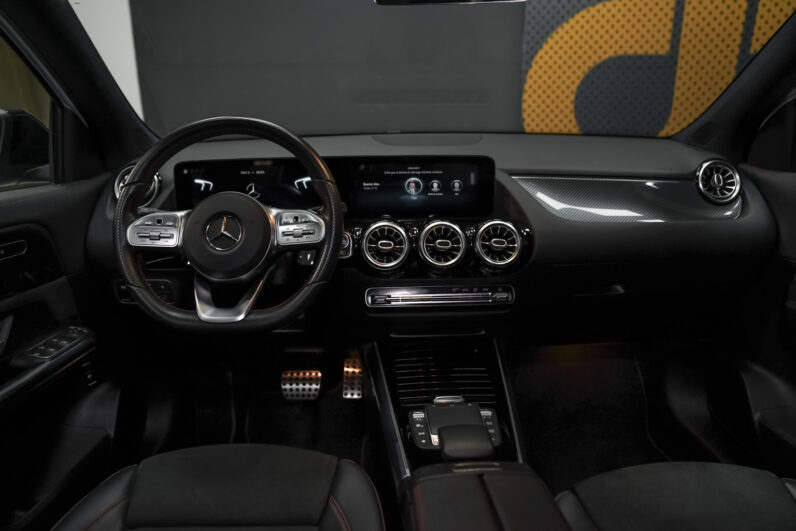 								MercedesBenz GLA full									