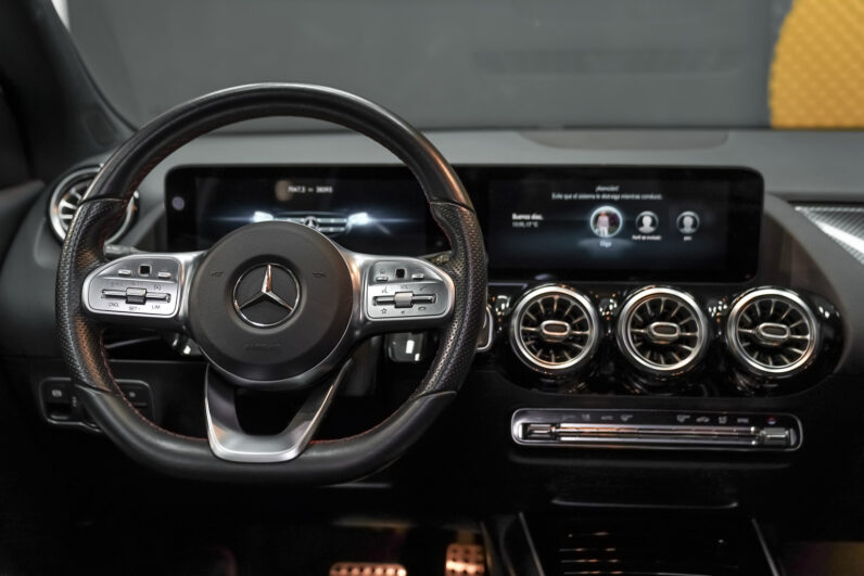 								MercedesBenz GLA full									