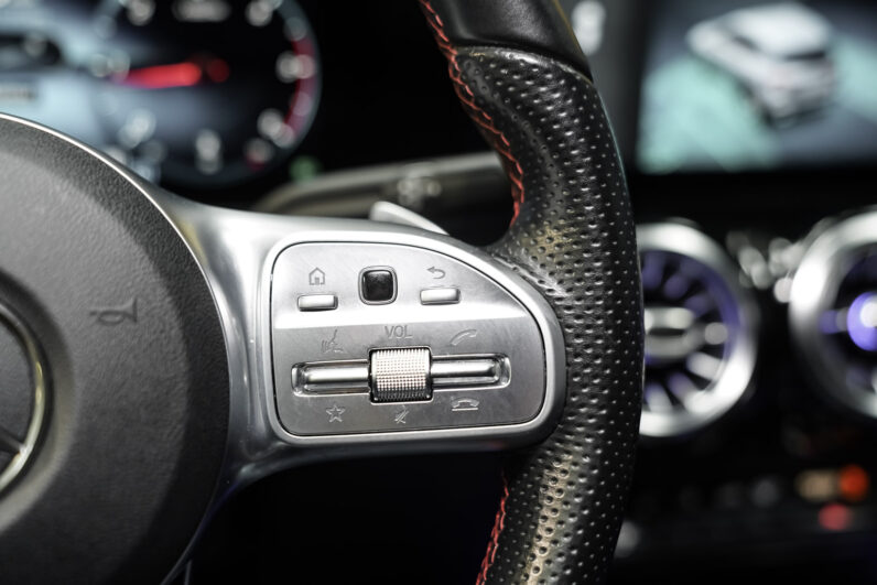 								MercedesBenz GLA full									