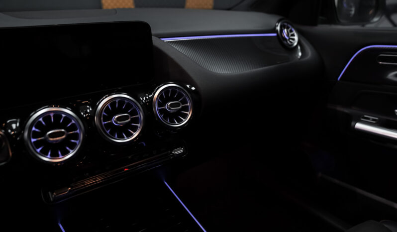 								MercedesBenz GLA full									