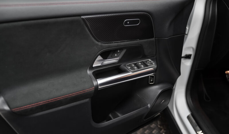 								MercedesBenz GLA full									
