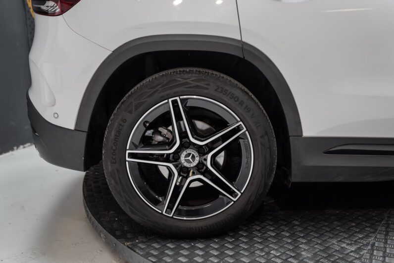 								MercedesBenz GLA full									