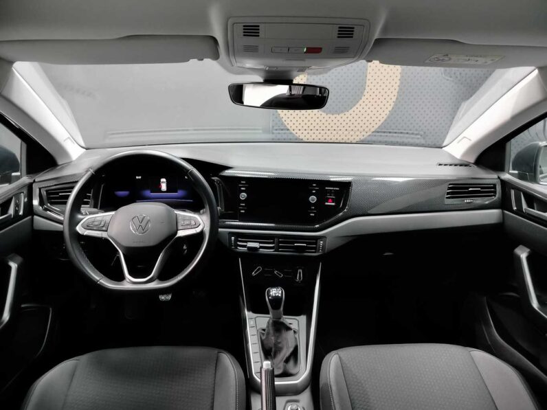 								Volkswagen Polo full									