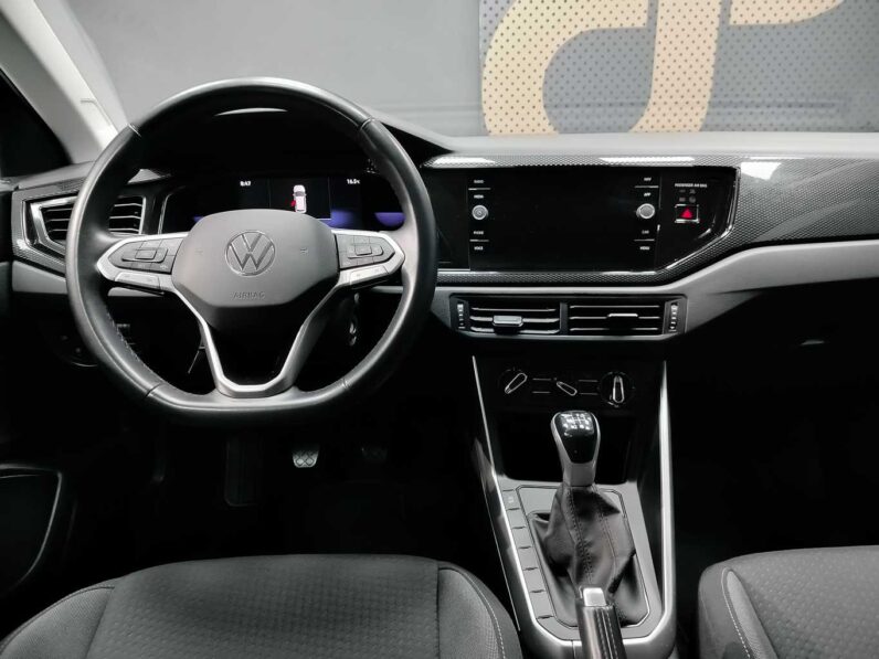								Volkswagen Polo full									
