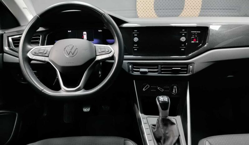 								Volkswagen Polo full									