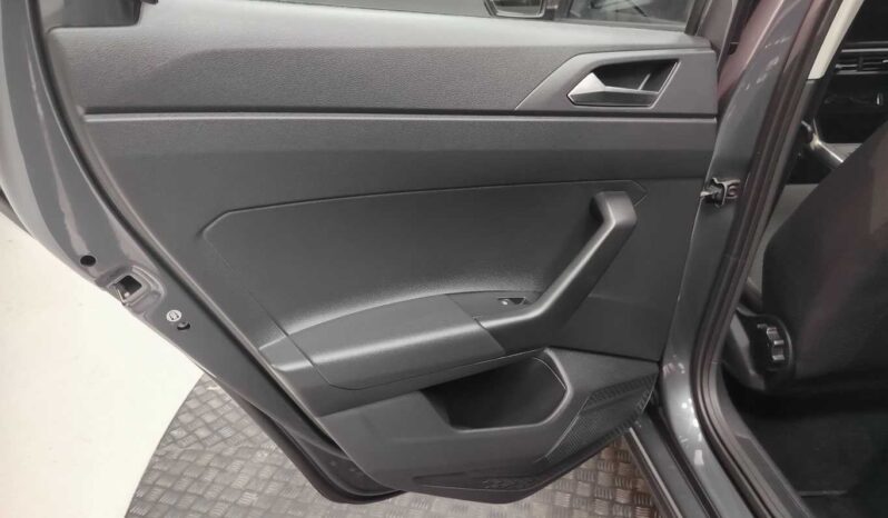 								Volkswagen Polo full									