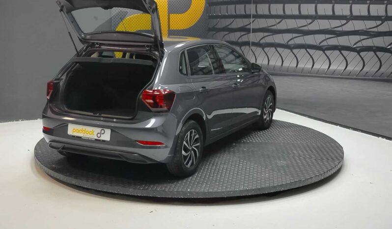 								Volkswagen Polo full									
