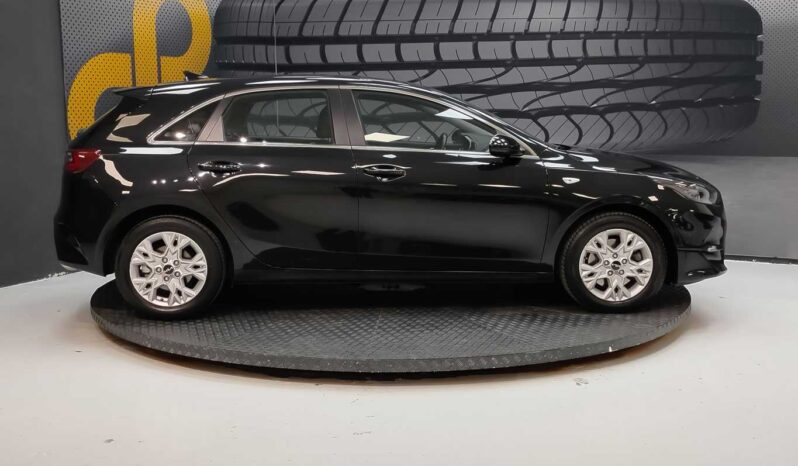 								Kia Ceed full									