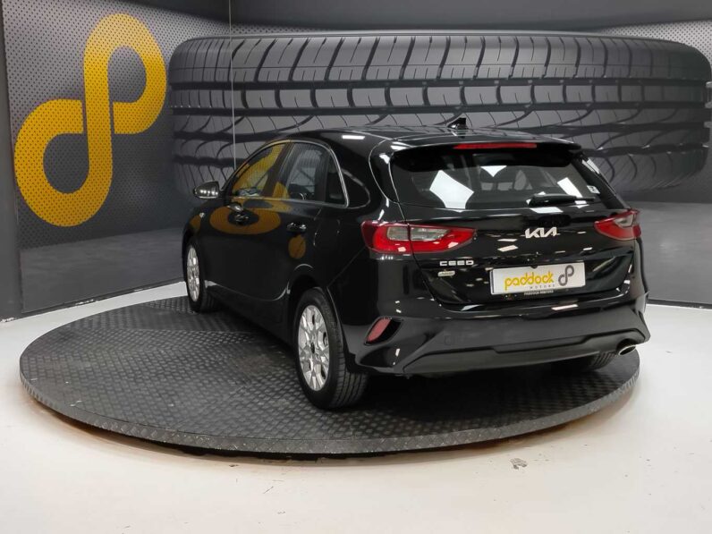 								Kia Ceed full									