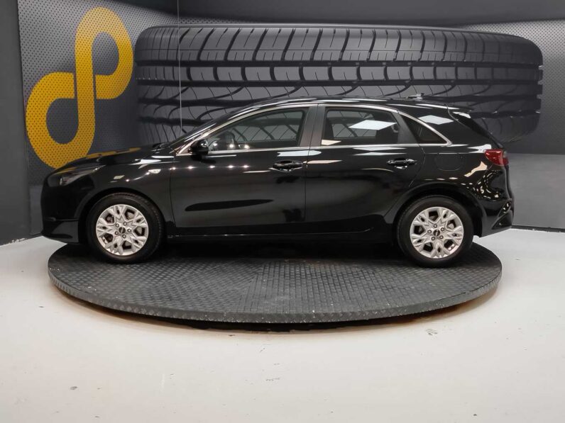 								Kia Ceed full									