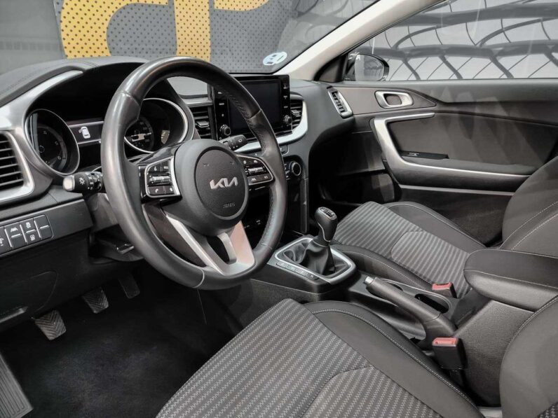 								Kia Ceed full									