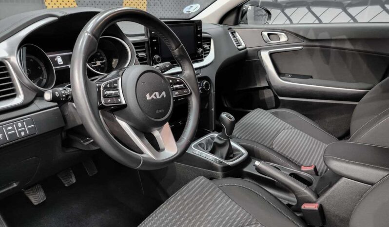 								Kia Ceed full									