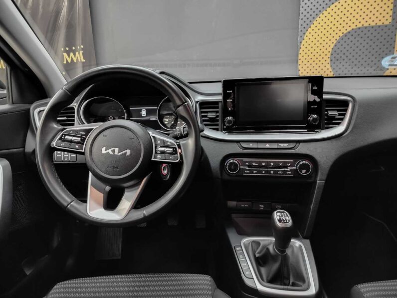 								Kia Ceed full									
