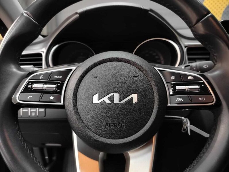 								Kia Ceed full									