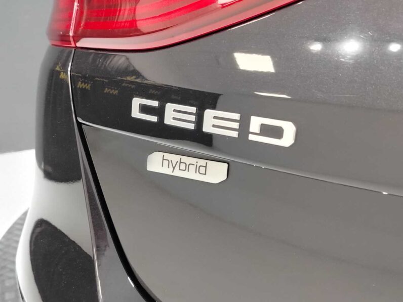 								Kia Ceed full									