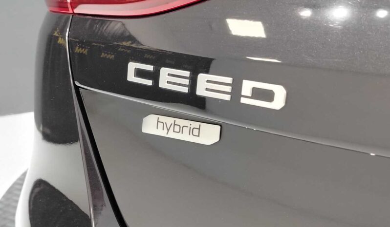 								Kia Ceed full									
